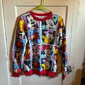Disney crewneck size small bought from Disneyland only worn once great condition